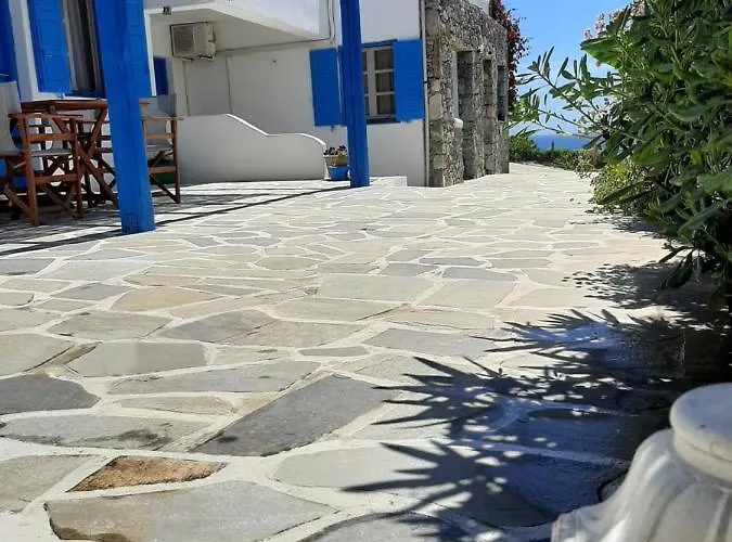 Chaniotis דירה *