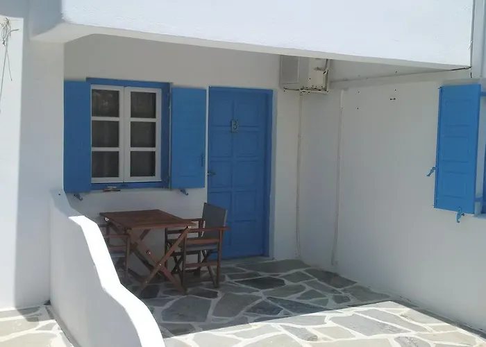 Chaniotis דירה *